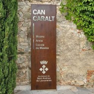 Tòtems de senyalització i informació urbana 